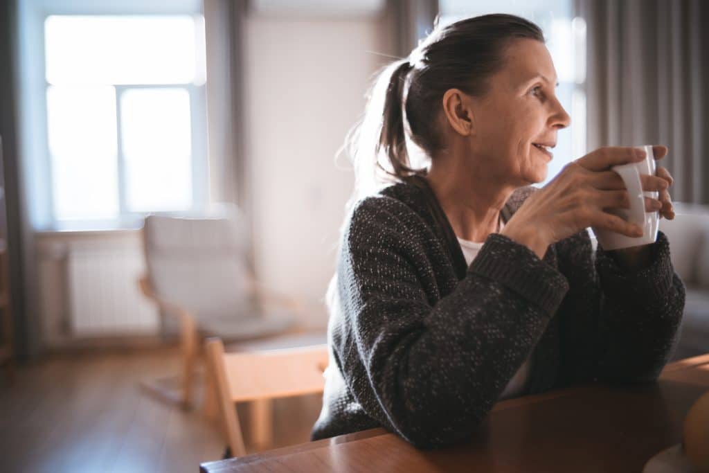 woman drinking coffee